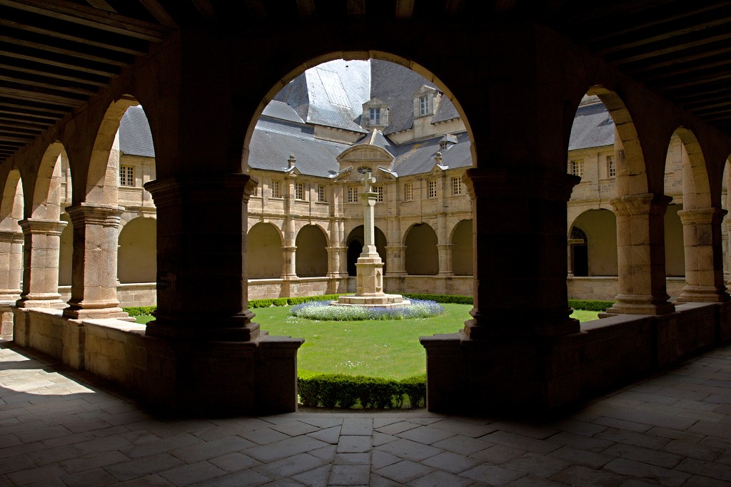 sainte anne d'auray basiliek kerk bedevaartsoord france frankrijk bretagne morbihan renaissance religie scala santa